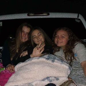 Meet your Posher, Alyssa